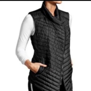 Athleta So Down Vest Womens XXS Puffer Asymetrical Zipper Packable Black